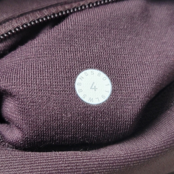 LULULEMON Zoned In Tight Leggings Full Length 2019 Mid Rise Mesh Senseknit 4 - Picture 8 of 12